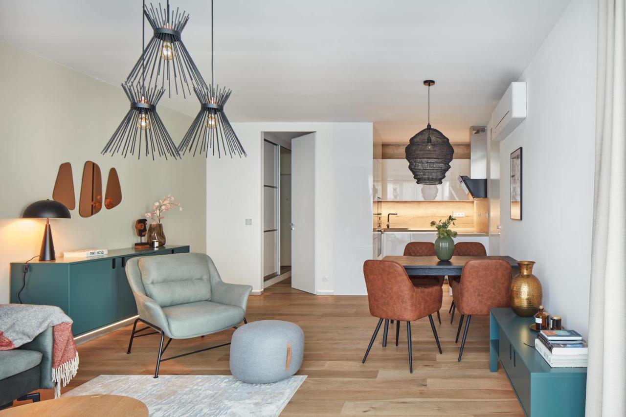 Prague Days - Stylish Apartments With Terrace - Parking - Quiet Area Luaran gambar