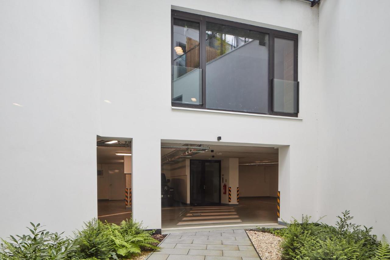 Prague Days - Stylish Apartments With Terrace - Parking - Quiet Area Luaran gambar